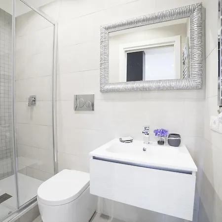 Colosseo Apt. Apartment Rome