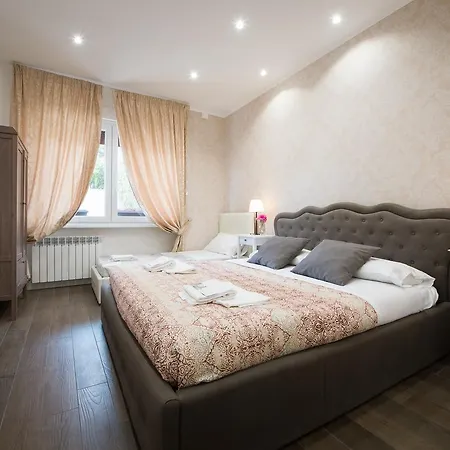 Apartamento Colosseo Apt. *