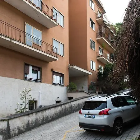 Colosseo Apt. *